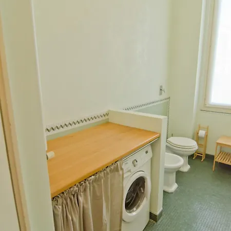 Apartment Gulli Parma